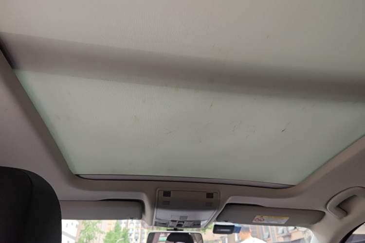 Used Volkswagen Sagitar 2019 200TSI DSG Comfort Version China VI Standard Headliner