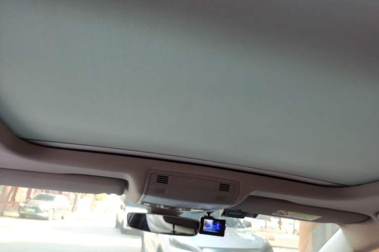 Used Volkswagen Sagitar 2019 280TSI DSG Flagship Model China V Standard Headliner