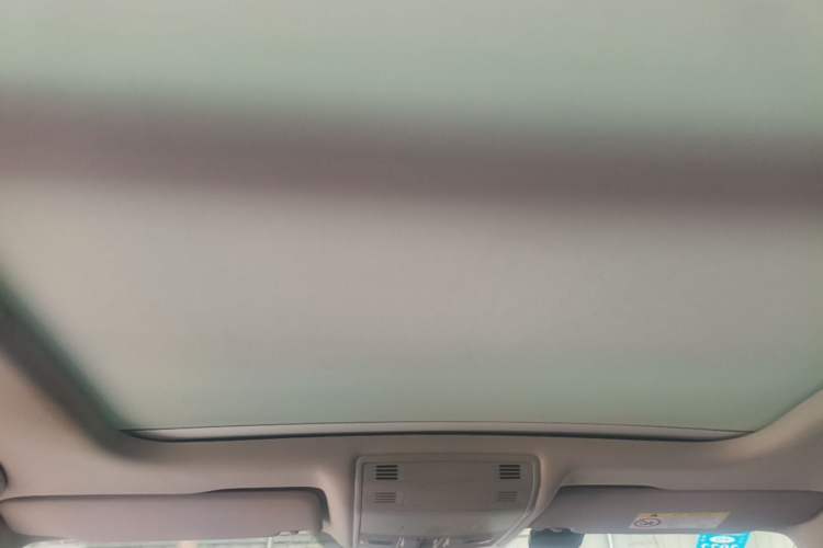 Used Volkswagen Sagitar 2019 280TSI DSG Luxury Version China VI Standard Headliner
