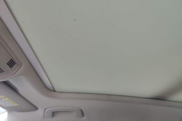 Used Volkswagen Sagitar 2019 200TSI DSG Comfort Version China VI Standard Headliner