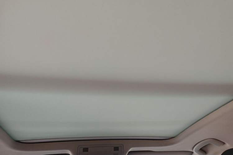 Used Volkswagen Sagitar 2019 280TSI DSG Comfort Version China VI Standard Headliner