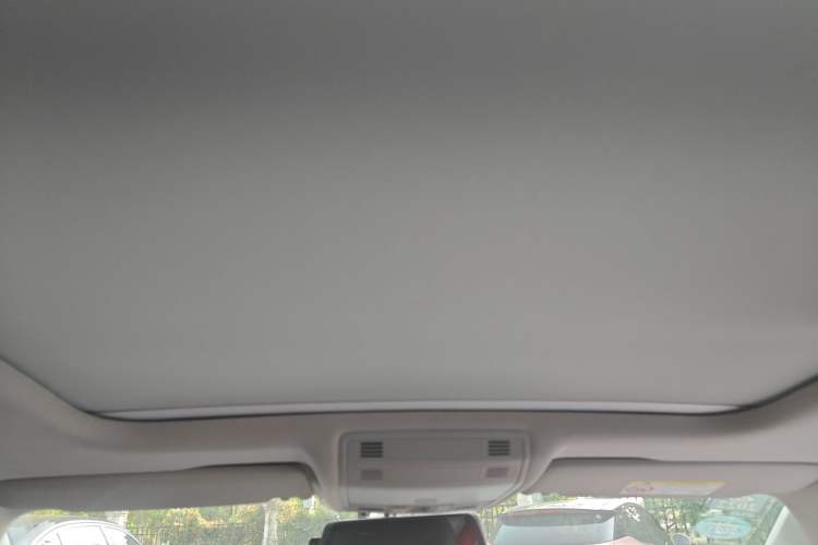 Used Volkswagen Sagitar 2019 280TSI DSG Comfort Version China VI Standard Headliner