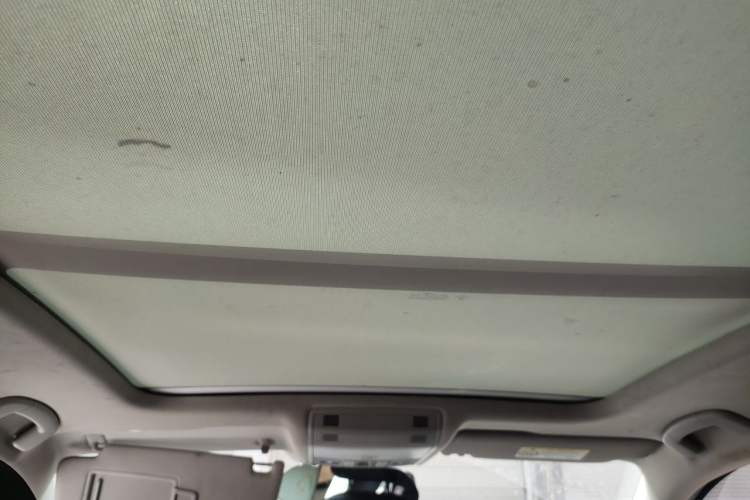 Used Volkswagen Sagitar 2019 280TSI DSG Comfort Version China VI Standard Headliner