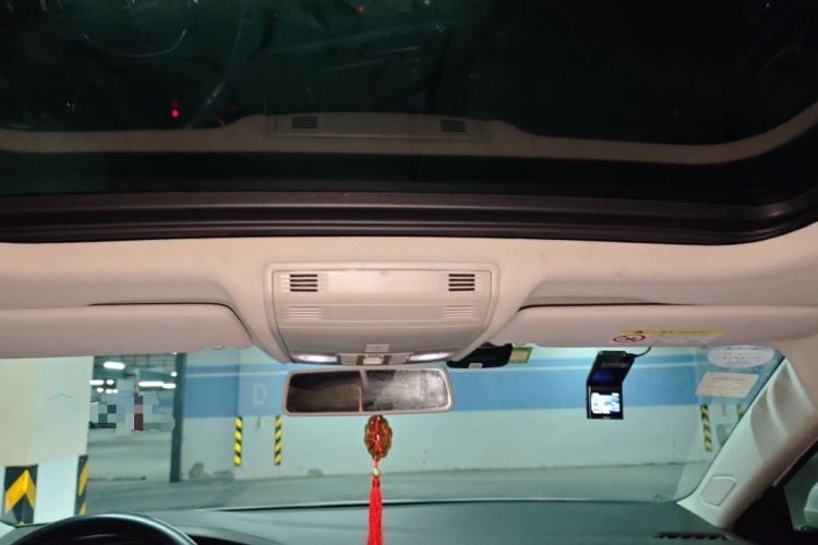Used Volkswagen Sagitar 2019 280TSI DSG Comfort Version China VI Standard Headliner