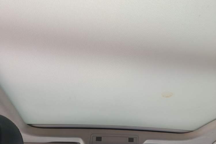 Used Volkswagen Sagitar 2019 280TSI DSG Comfort Version China VI Standard Headliner