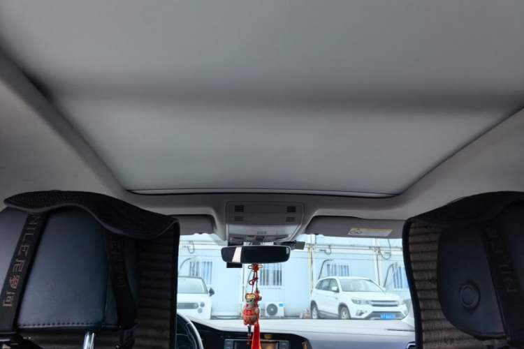 Used Volkswagen Sagitar 2019 280TSI DSG Luxury Version China VI Standard Headliner