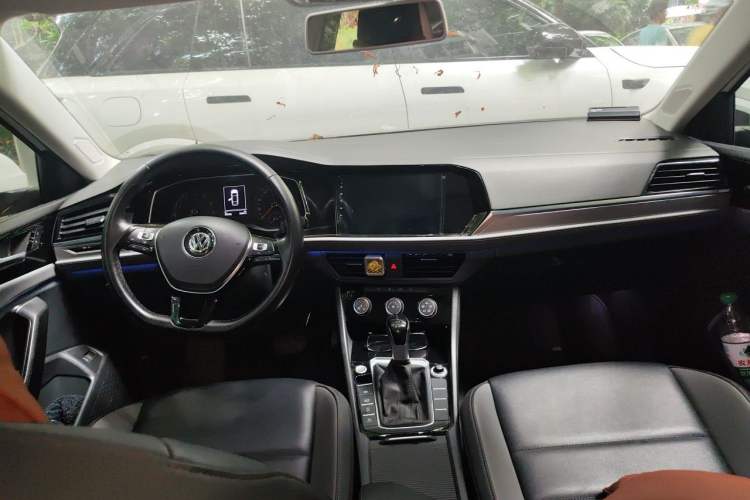 Used Volkswagen Sagitar 2019 280TSI DSG Comfort Version China VI Standard Headliner