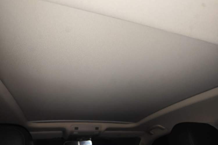 Used Volkswagen Sagitar 2019 280TSI DSG Comfort Version China VI Standard Headliner