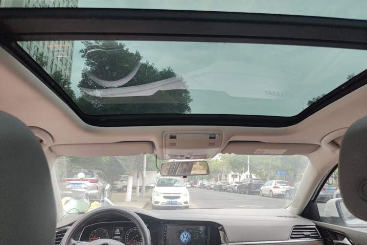 Used Volkswagen Sagitar 2019 280TSI DSG Comfort Version China V Standard Headliner