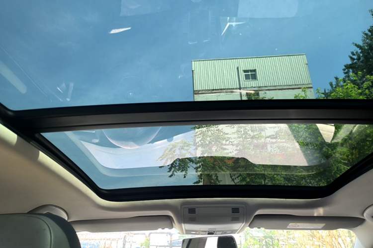 Used Volkswagen Sagitar 2019 200TSI DSG Comfort Version China VI Standard Headliner
