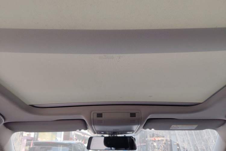 Used Volkswagen Sagitar 2019 200TSI DSG Comfort Version China VI Standard Headliner