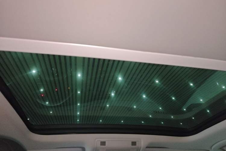 Used Volkswagen Sagitar 2019 200TSI DSG Comfort Version China VI Standard Headliner