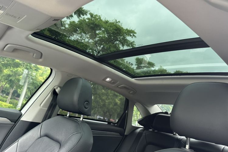 Used Volkswagen Sagitar 2019 200TSI DSG Comfort Version China V Standard Headliner