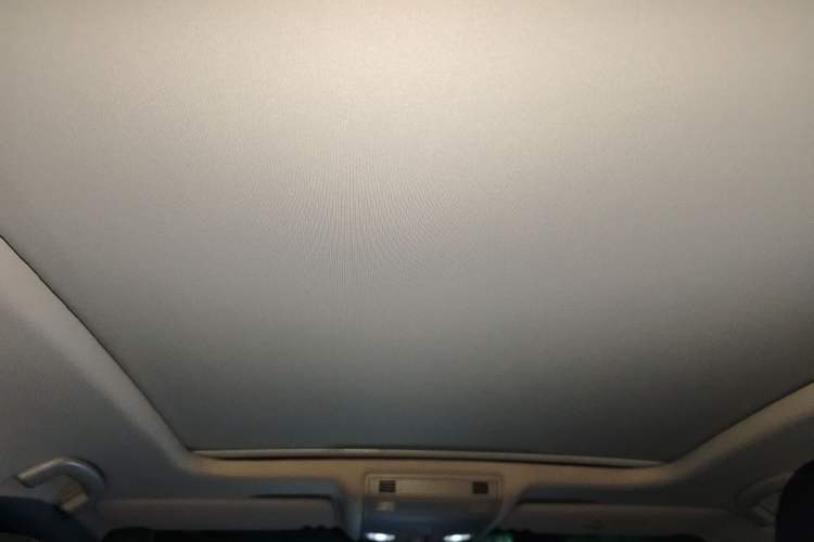 Used Volkswagen Sagitar 2019 200TSI DSG Comfort Version China VI Standard Headliner