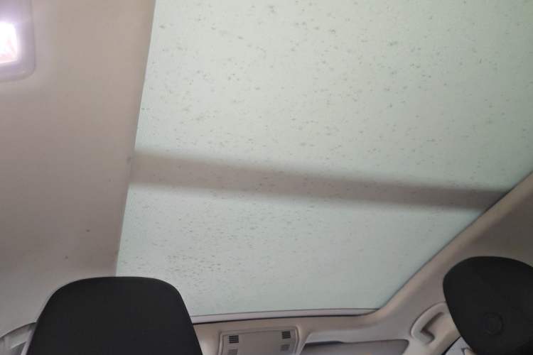 Used Volkswagen Sagitar 2019 280TSI DSG Comfort Version China VI Standard Headliner