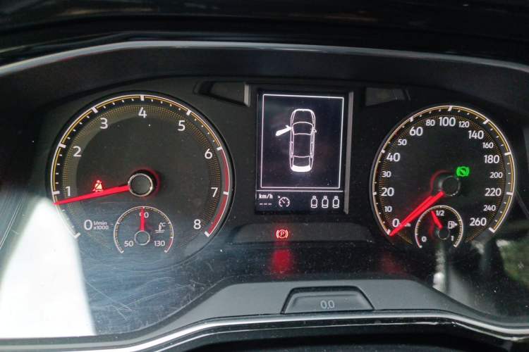Used Volkswagen Sagitar 2019 280TSI DSG Comfort Version China VI Standard Instrument Cluster