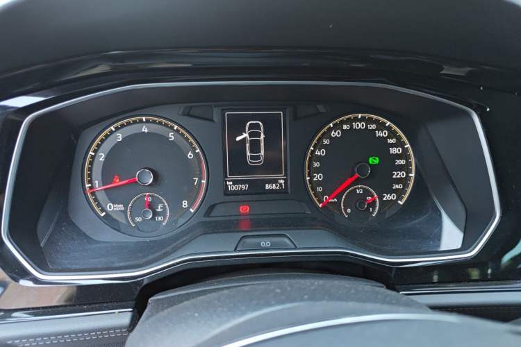 Used Volkswagen Sagitar 2019 280TSI DSG Comfort Version China VI Standard Instrument Cluster