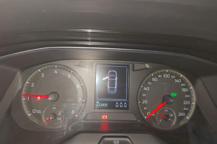 Used Volkswagen Sagitar 2019 280TSI DSG Comfort Version China VI Standard Instrument Cluster