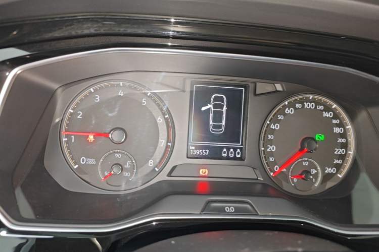 Used Volkswagen Sagitar 2019 280TSI DSG Comfort Version China VI Standard Instrument Cluster