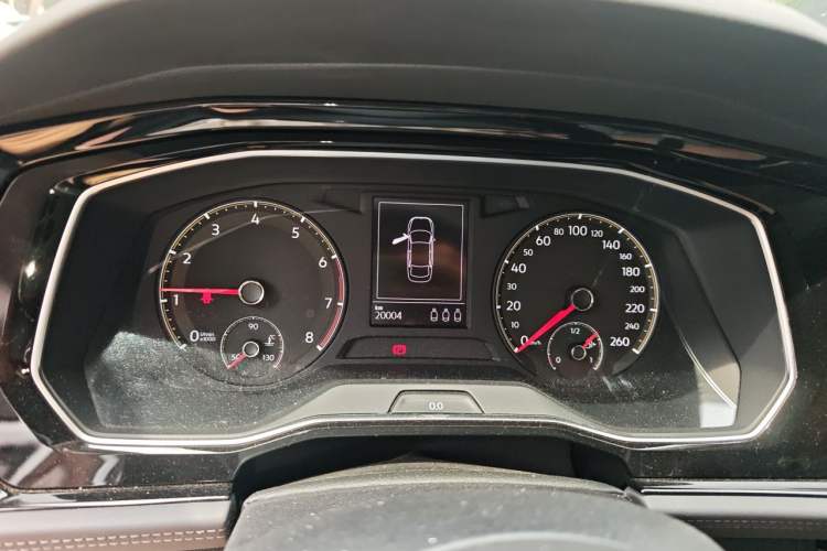 Used Volkswagen Sagitar 2019 200TSI DSG Comfort Version China VI Standard Instrument Cluster