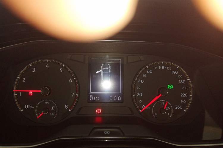 Used Volkswagen Sagitar 2019 280TSI DSG Comfort Version China VI Standard Instrument Cluster