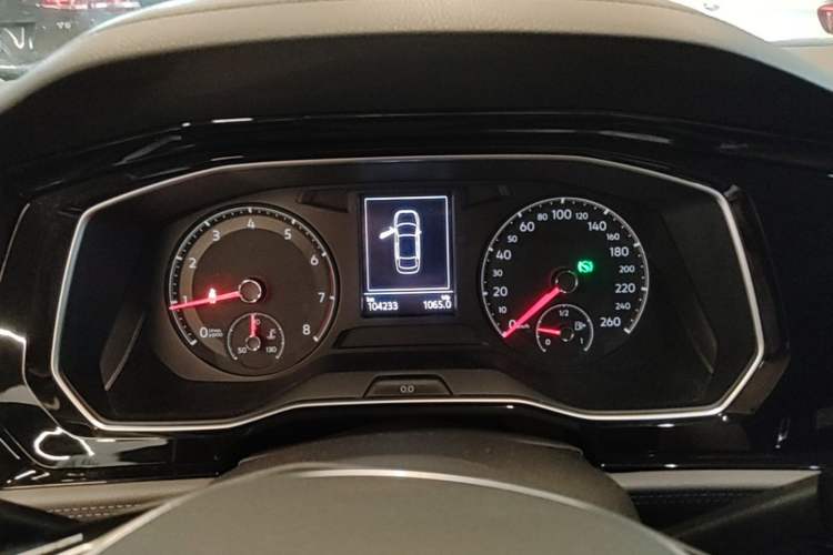 Used Volkswagen Sagitar 2019 280TSI DSG Comfort Version China VI Standard Instrument Cluster