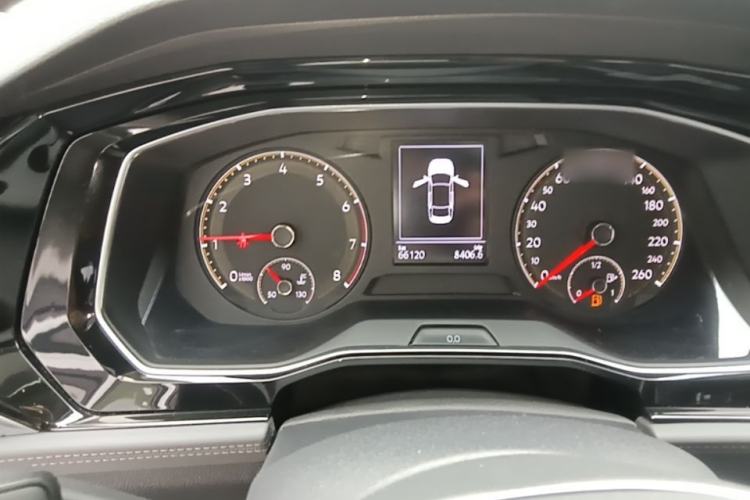 Used Volkswagen Sagitar 2019 200TSI DSG Comfort Version China VI Standard Instrument Cluster