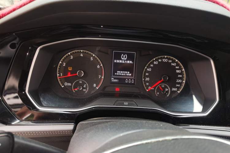 Used Volkswagen Sagitar 2019 200TSI DSG Comfort Version China VI Standard Instrument Cluster