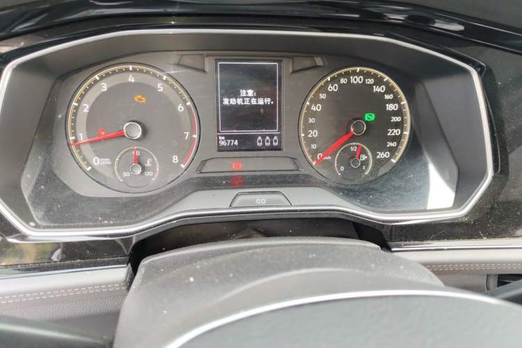 Used Volkswagen Sagitar 2019 280TSI DSG Comfort Version China VI Standard Instrument Cluster