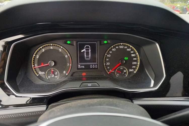 Used Volkswagen Sagitar 2019 280TSI DSG Comfort Version China VI Standard Instrument Cluster