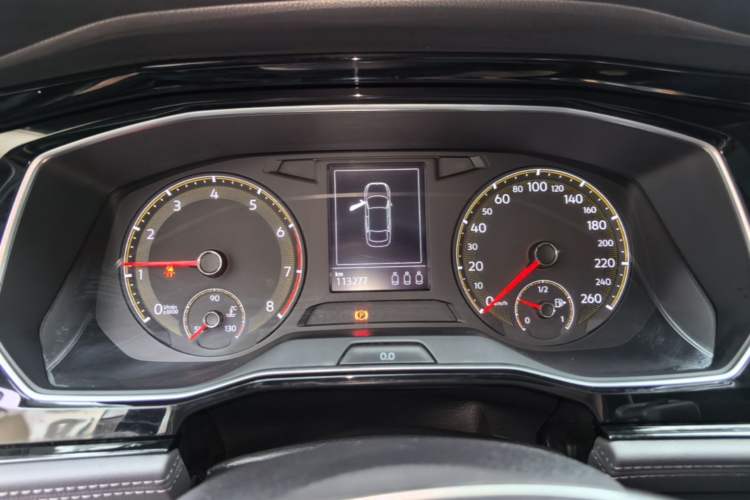 Used Volkswagen Sagitar 2019 200TSI DSG Comfort Version China VI Standard Instrument Cluster