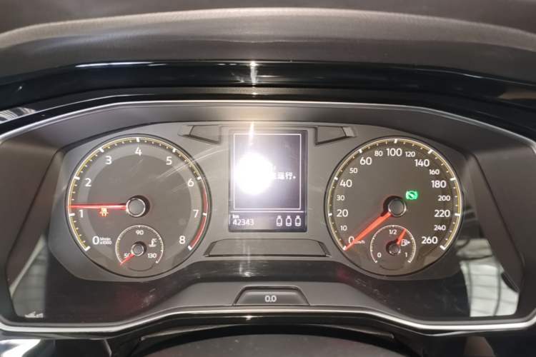 Used Volkswagen Sagitar 2019 280TSI DSG Comfort Version China VI Standard Instrument Cluster