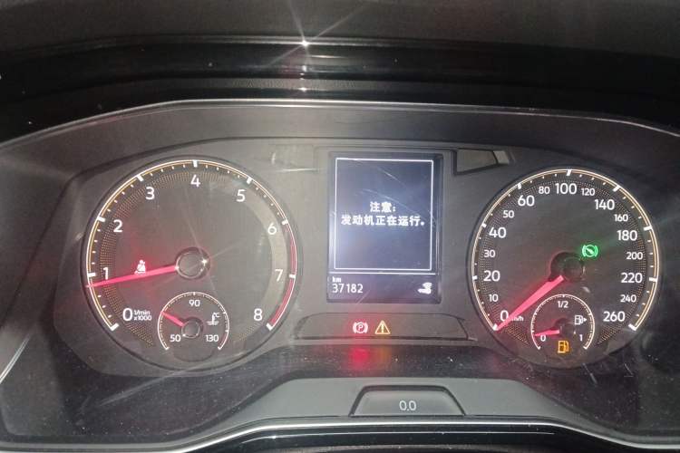 Used Volkswagen Sagitar 2019 200TSI DSG Comfort Version China VI Standard Instrument Cluster