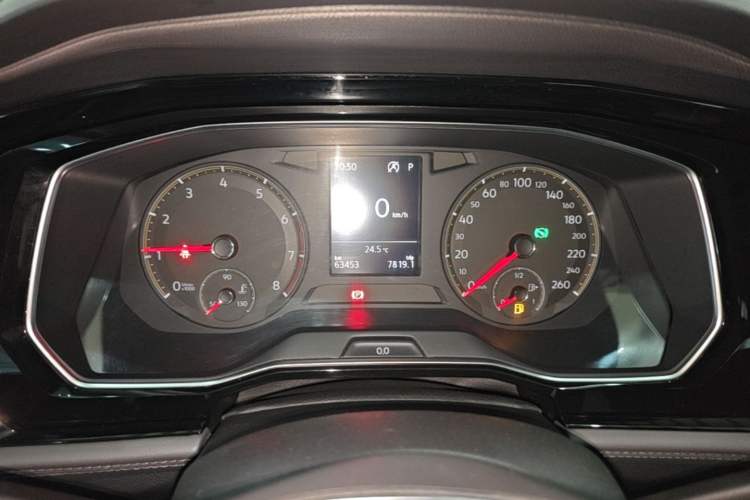 Used Volkswagen Sagitar 2019 200TSI DSG Comfort Version China VI Standard Instrument Cluster