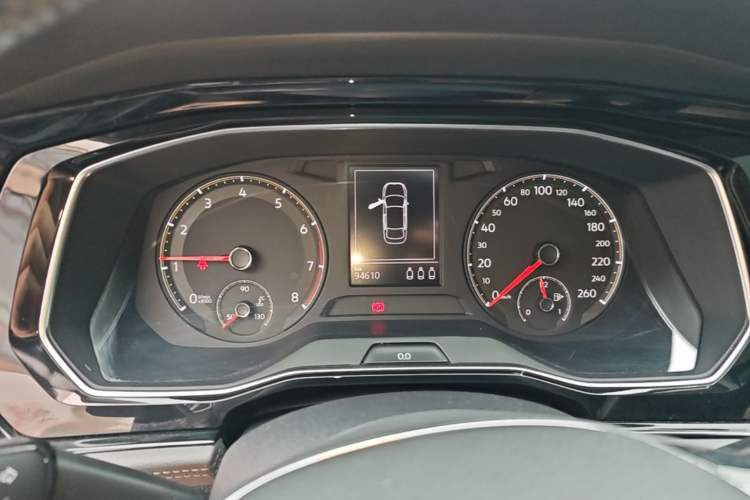 Used Volkswagen Sagitar 2019 200TSI DSG Comfort Version China VI Standard Instrument Cluster