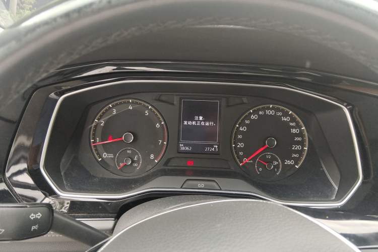 Used Volkswagen Sagitar 2019 200TSI DSG Comfort Version China VI Standard Instrument Cluster