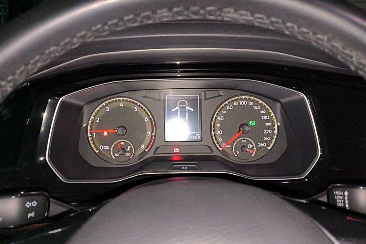 Used Volkswagen Sagitar 2019 200TSI DSG Comfort Version China V Standard Instrument Cluster
