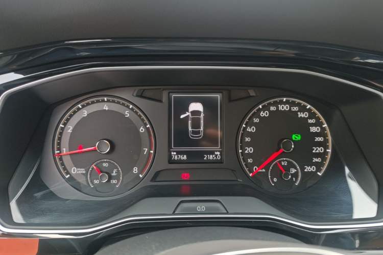 Used Volkswagen Sagitar 2019 280TSI DSG Comfort Version China VI Standard Instrument Cluster