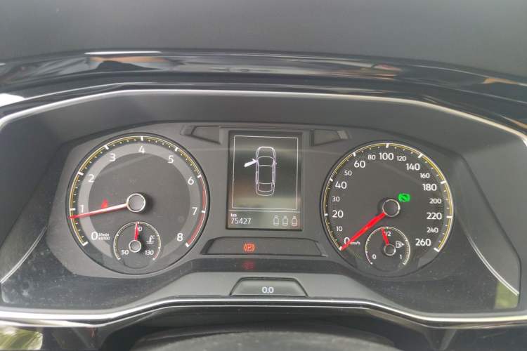 Used Volkswagen Sagitar 2019 280TSI DSG Comfort Version China VI Standard Instrument Cluster