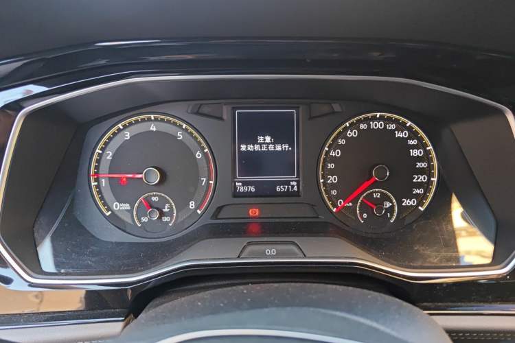Used Volkswagen Sagitar 2019 200TSI DSG Comfort Version China VI Standard Instrument Cluster