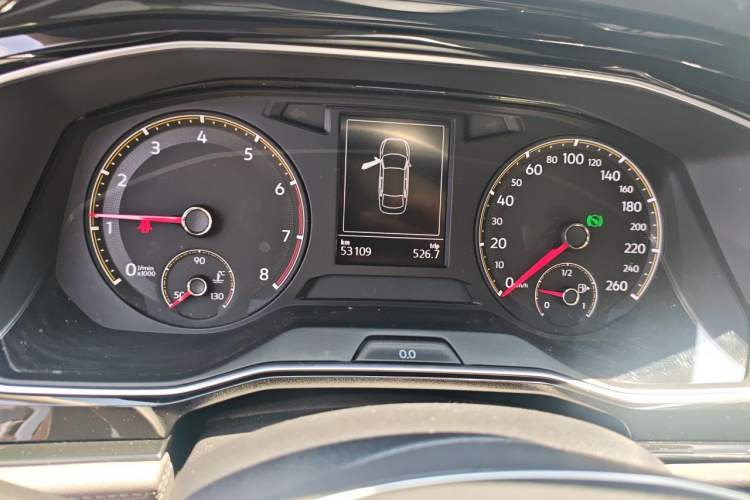 Used Volkswagen Sagitar 2019 200TSI DSG Comfort Version China VI Standard Instrument Cluster