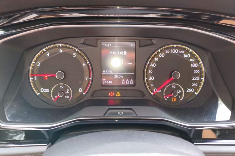 Used Volkswagen Sagitar 2019 200TSI DSG Comfort Version China VI Standard Instrument Cluster