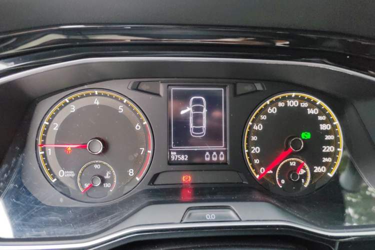 Used Volkswagen Sagitar 2019 280TSI DSG Comfort Version China VI Standard Instrument Cluster