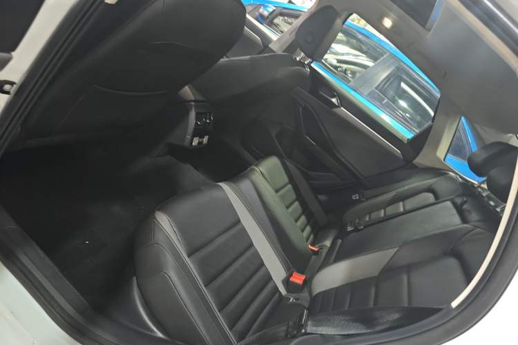 Used Volkswagen Sagitar 2019 200TSI DSG Comfort Version China VI Standard Interior 1