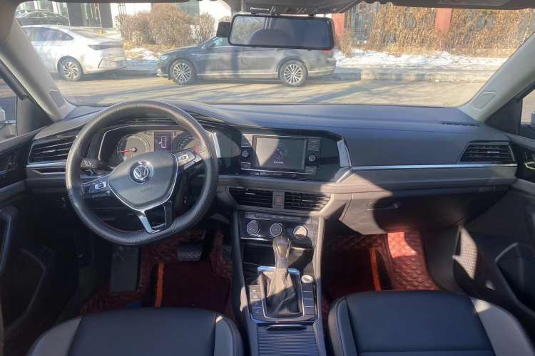 Used Volkswagen Sagitar 2019 200TSI DSG Comfort Version China VI Standard Interior 1