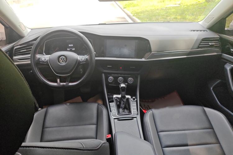 Used Volkswagen Sagitar 2019 200TSI DSG Comfort Version China VI Standard Interior 2