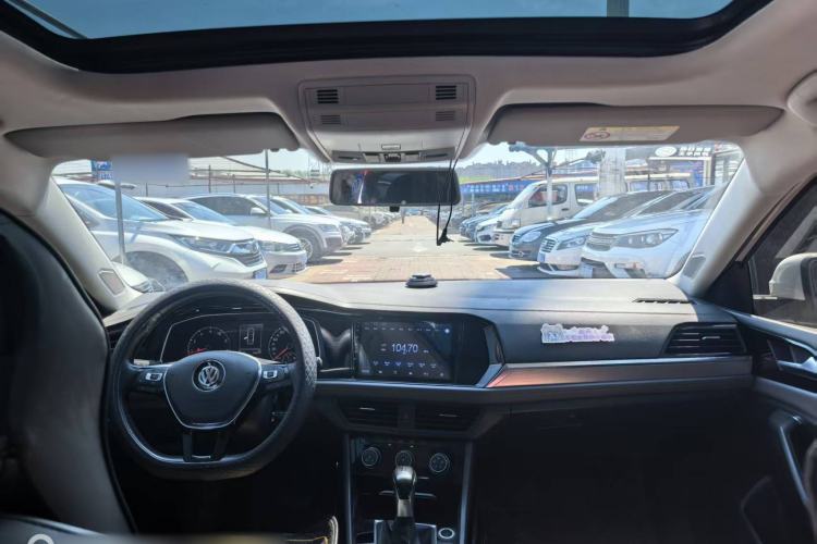 Used Volkswagen Sagitar 2019 200TSI DSG Comfort Version China V Standard Interior 2