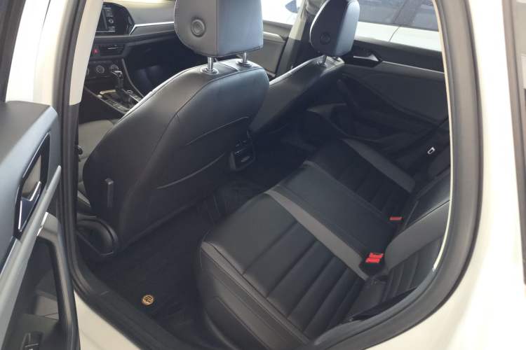 Used Volkswagen Sagitar 2019 280TSI DSG Comfort Version China VI Standard Interior 2
