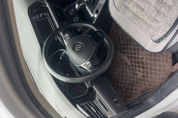Used Volkswagen Sagitar 2019 280TSI DSG Comfort Version China VI Standard Interior 5