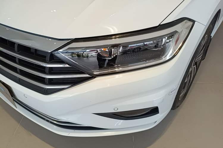 Used Volkswagen Sagitar 2019 280TSI DSG Luxury Version China VI Standard Left Front Headlight